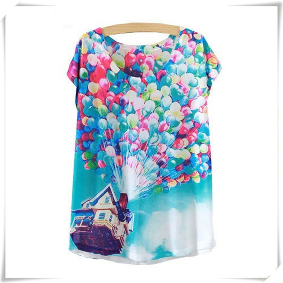 Tops - Lightweight Top With Fun Balloons Print ONE SIZE